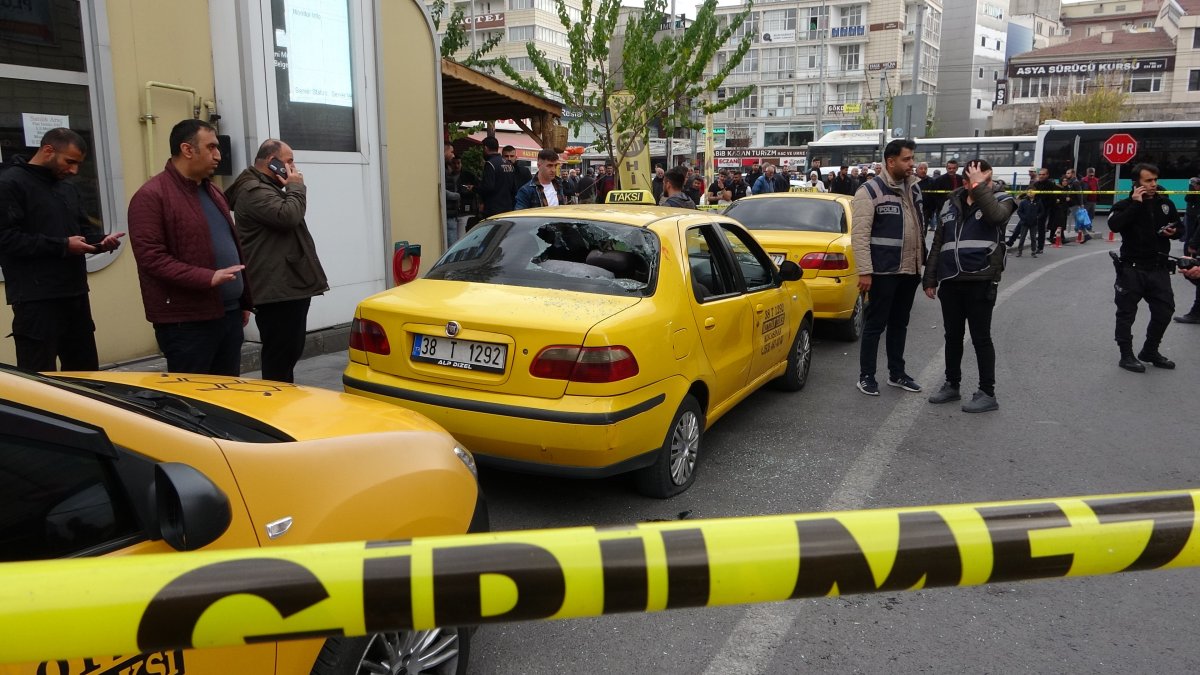 Kayseri de husumetlisini vurmak isterken babası ve kardeşini yaraladı #3