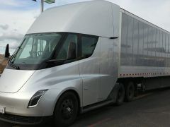 Tesla Semi teslimatları 1 Aralık’ta başlıyor