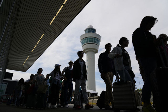 Dünyanın en güçlü pasaportları açıklandı: Listenin 1 numarası değişti