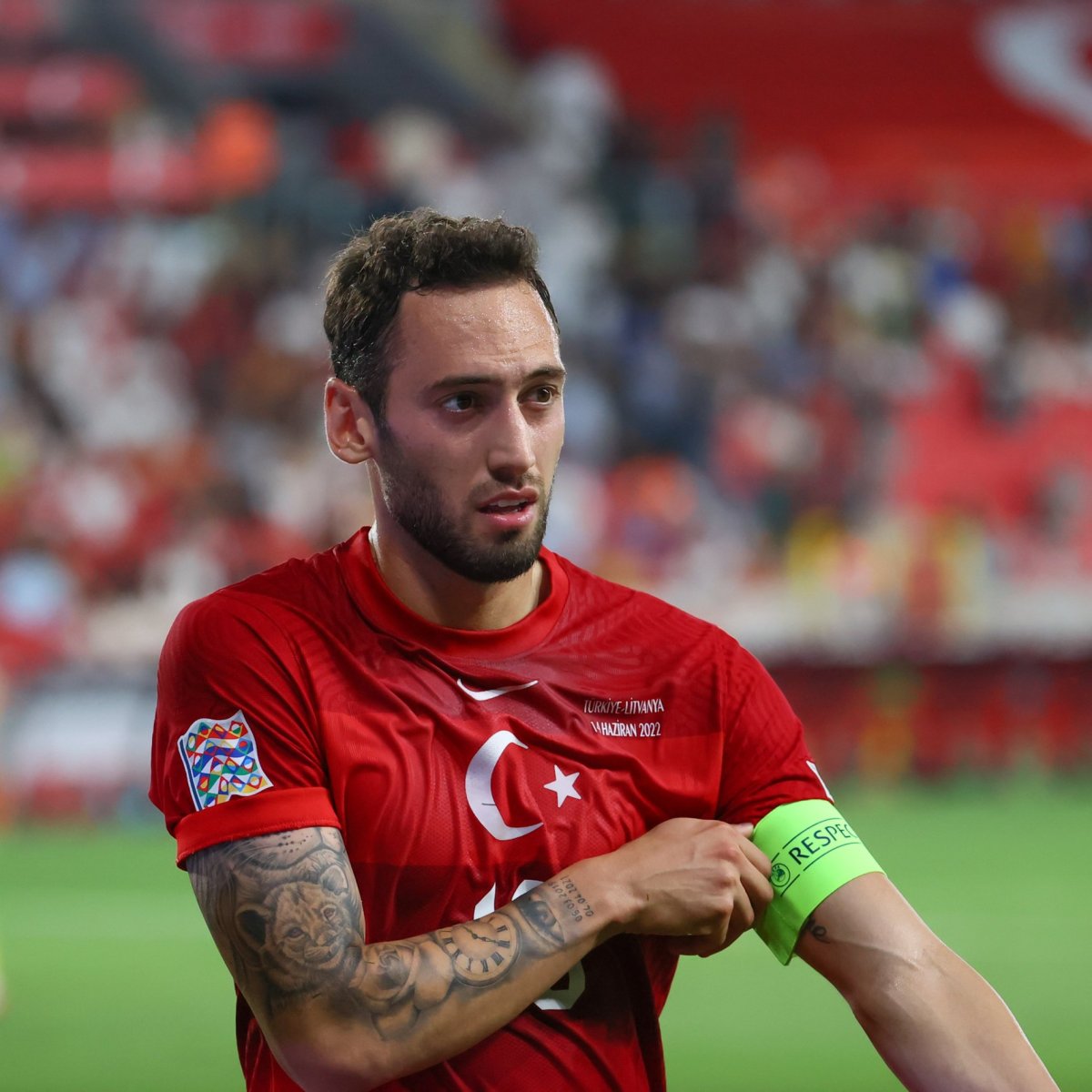 Hakan Çalhanoğlu ndan Arda Güler açıklaması #4