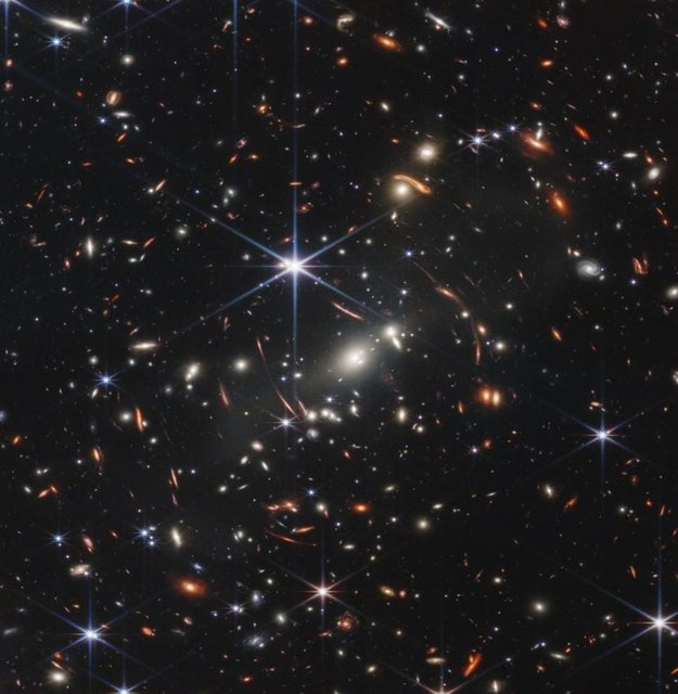 NASA'nın 2022 yılında paylaştığı en etkileyici uzay fotoğrafları göz kamaştırdı!
