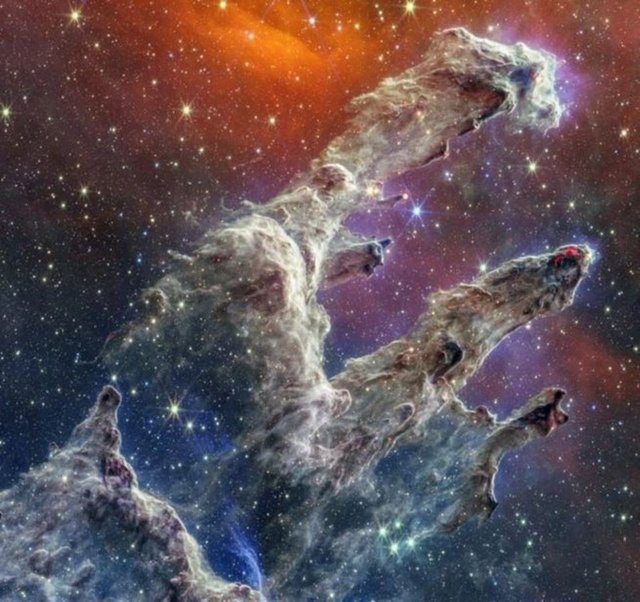 NASA'nın 2022 yılında paylaştığı en etkileyici uzay fotoğrafları göz kamaştırdı!