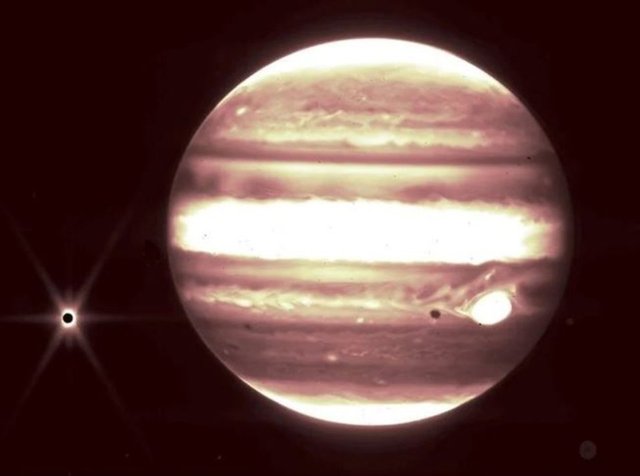 NASA'nın 2022 yılında paylaştığı en etkileyici uzay fotoğrafları göz kamaştırdı!