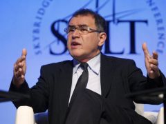 Roubini: Dünya ekonomisi ağır çekim bir tren enkazında