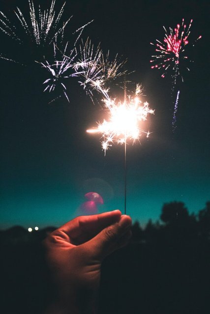 Dünya ülkelerinin daha önce duymadığınız yılbaşı gelenekleri! Ülkeler yılbaşını nasıl kutluyor?