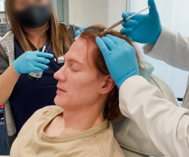 Ünlü milyoner, 18 yaşına dönebilmek için her yıl 2 milyon dolar harcıyor