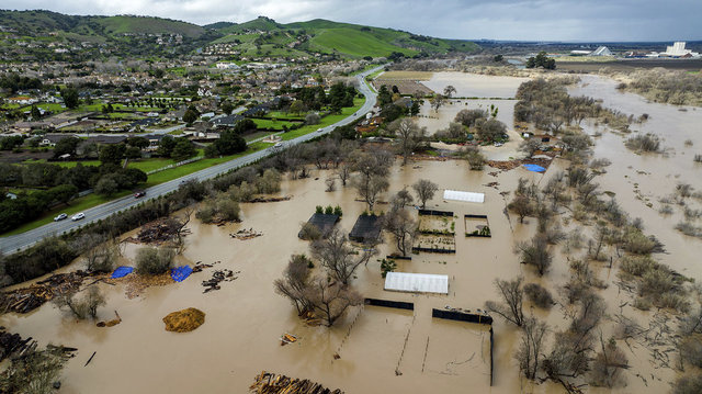 20 günde 400'ü aşkın toprak kayması yaşandı: California'da 8 milyon kişinin yaşadığı bölgede risk sürüyor!