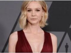 Carey Mulligan üçüncü defa anne olacağını açıkladı