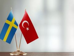 Cumhurbaşkanı Erdoğan’ın avukatlarından İsveç’teki şovlara kabahat bülteni