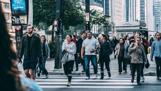 Çevremiz düşüncelerimiz üzerinde ne kadar etkili? Bu psikolojik deney cevaplıyor