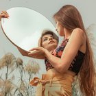 FİLMLERDE AYNA SAHNELERİ KAMERA GÖZÜKMEDEN NASIL ÇEKİLİYOR?