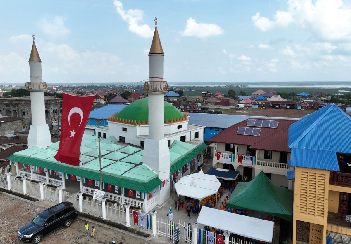 İHH dan Batı Afrika ülkesi Sierra Leone ye 4 yeni eser #4