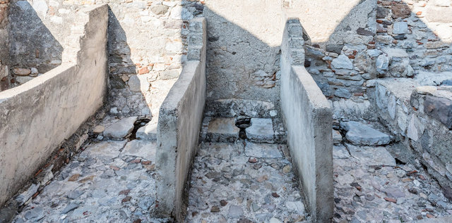 İlk tuvalet nasıl bulundu? Sadece ihtiyaç karşılamak için kullanılmıyordu!Tuvalet nasıl bulundu?