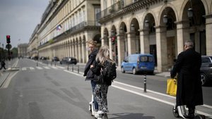 Paris'te scooter kullanımı yasaklanacak mı?