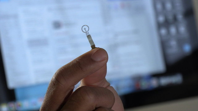 Türünün ilk örneği olan elektronik yara bandı iyileşmeyi hızlandırıyor