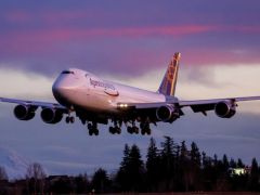 Boeing 747’nin son teslimatı dev kraliyet tacıyla gerçekleşti