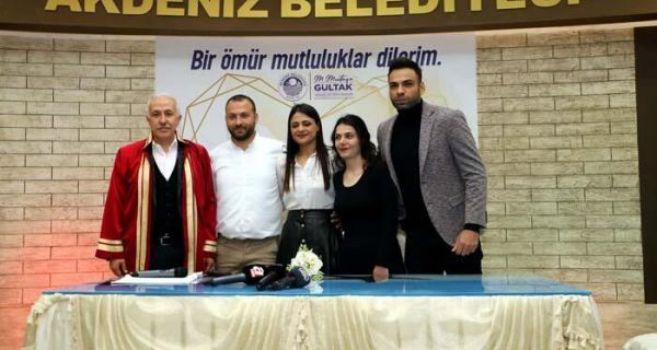 Depremde ailesinden 11 kişiyi kaybetti! AK Parti Hatay Milletvekili Hüseyin Yayman CNN TÜRK’te