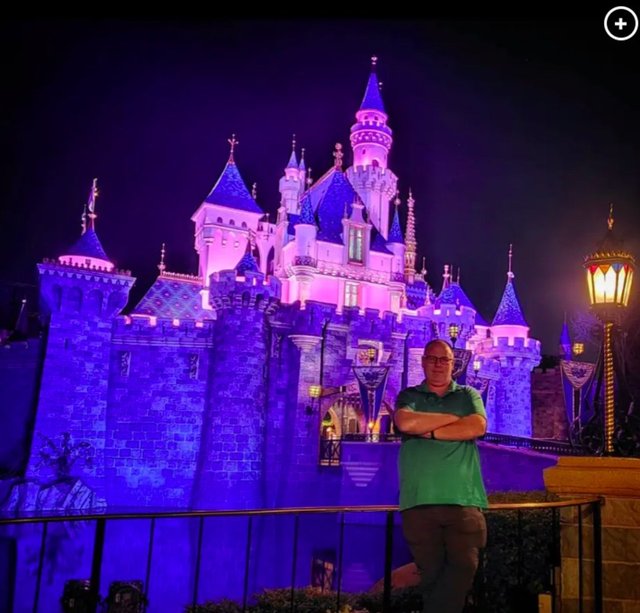 Dünya rekoru kırdı: Disneyland'i 2995 gün boyunca ziyaret etti