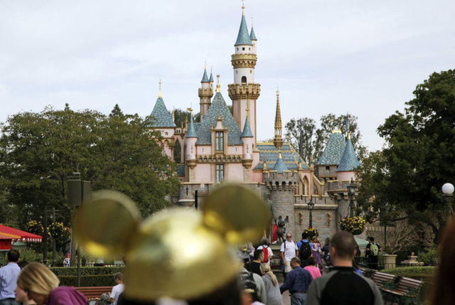 Dünya rekoru kırdı: Disneyland'i 2995 gün boyunca ziyaret etti