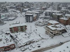 Dünyadan Türkiye’ye depreme destek yardımı