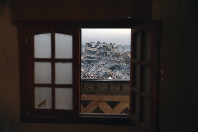 Türkiye'yi sarsan depremler Suriye'yi de etkiledi: Halep'teki yıkım havadan görüntülendi