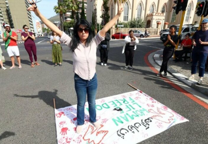 İran’daki Mahsa Amini protestolarında 3 kişiye daha idam cezası verildi