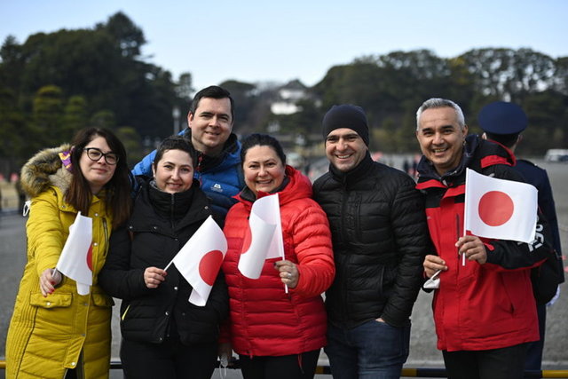 Japonya, İmparator Naruhito'nun 63. doğum günü kutlamaları için sokaklarda