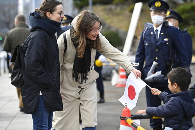 Japonya, İmparator Naruhito'nun 63. doğum günü kutlamaları için sokaklarda