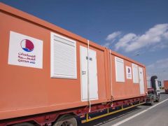 Katar’ın Türkiye’ye göndereceği konteyner evler yola çıktı