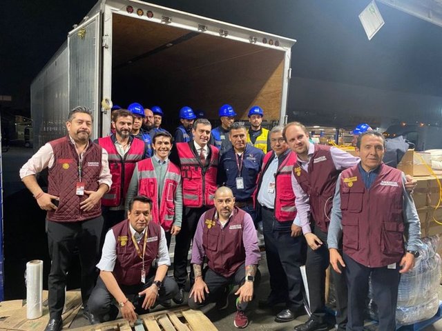 Meksika'dan Türkiye'deki depremzedeler için 140 ton yardım