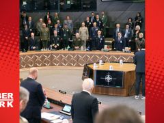 NATO’dan depremde hayatını kaybedenlere ‘saygı duruşu’