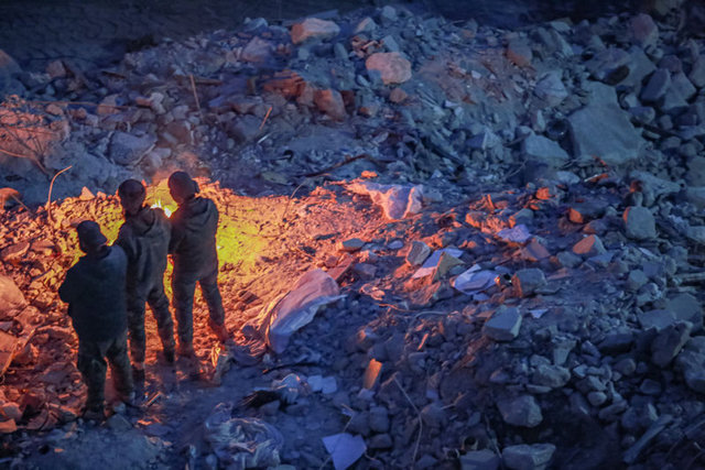 Türkiye'yi sarsan depremler Suriye'yi de etkiledi: Can kaybı artıyor