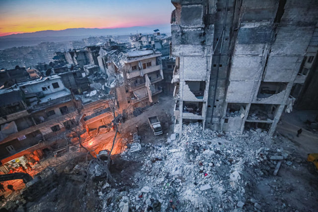 Türkiye'yi sarsan depremler Suriye'yi de etkiledi: Can kaybı artıyor