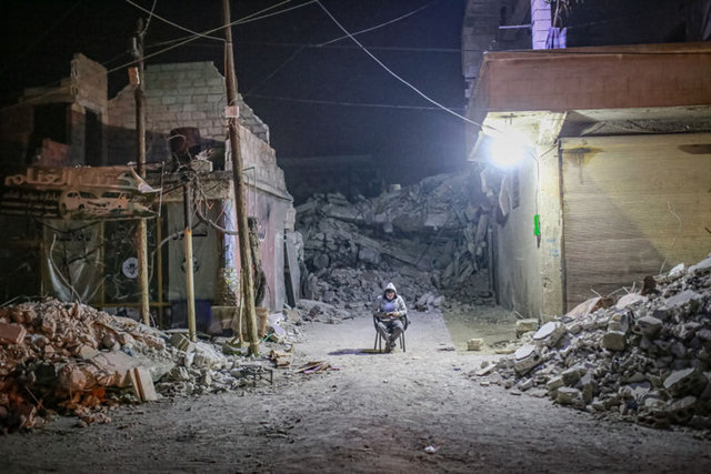 Türkiye'yi sarsan depremler Suriye'yi de etkiledi: Can kaybı artıyor