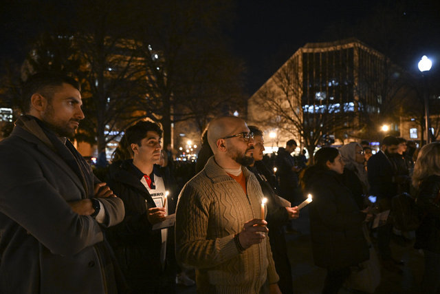 Depremde hayatını kaybedenler için Washington'da anma etkinliği düzenlendi
