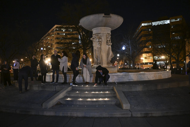 Depremde hayatını kaybedenler için Washington'da anma etkinliği düzenlendi