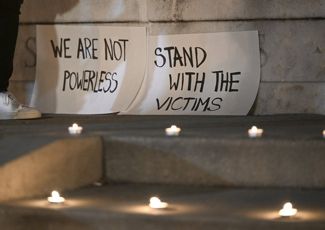 Depremde hayatını kaybedenler için Washington'da anma etkinliği düzenlendi