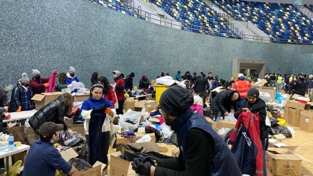 Eski aracıyla yardım ulaştırmaya çalışırken gündem olan Azerbaycanlı isim Habertürk'e konuştu