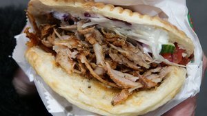 Almanya'da döner tartışmasına hükümetten yanıt