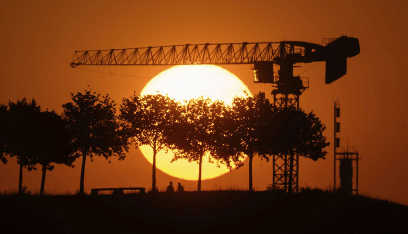 Avrupa'nın en sıcak ikinci kışı!