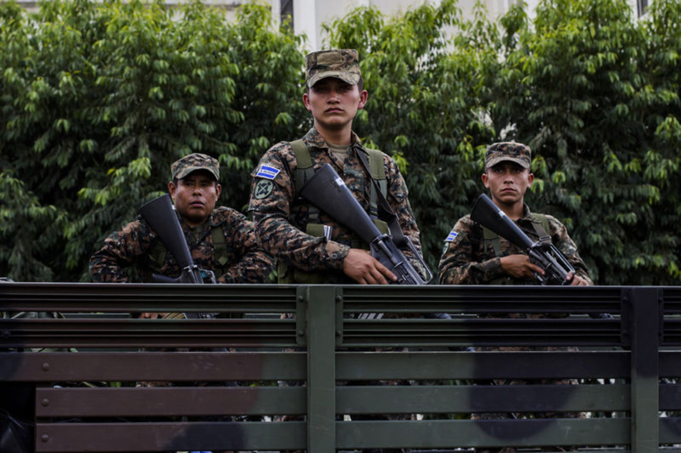 Dünyada en yüksek cinayet oranına sahip ülkelerden El Salvador'da çetelerle mücadele sürüyor: OHAL kararı 12. kez uzatıldı!