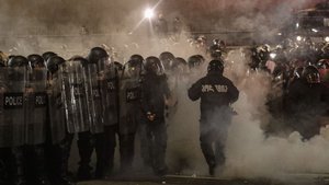 Gürcistan'da karışıklık