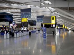 İngiltere de greve gidiyor: Onlarca uçuş iptal