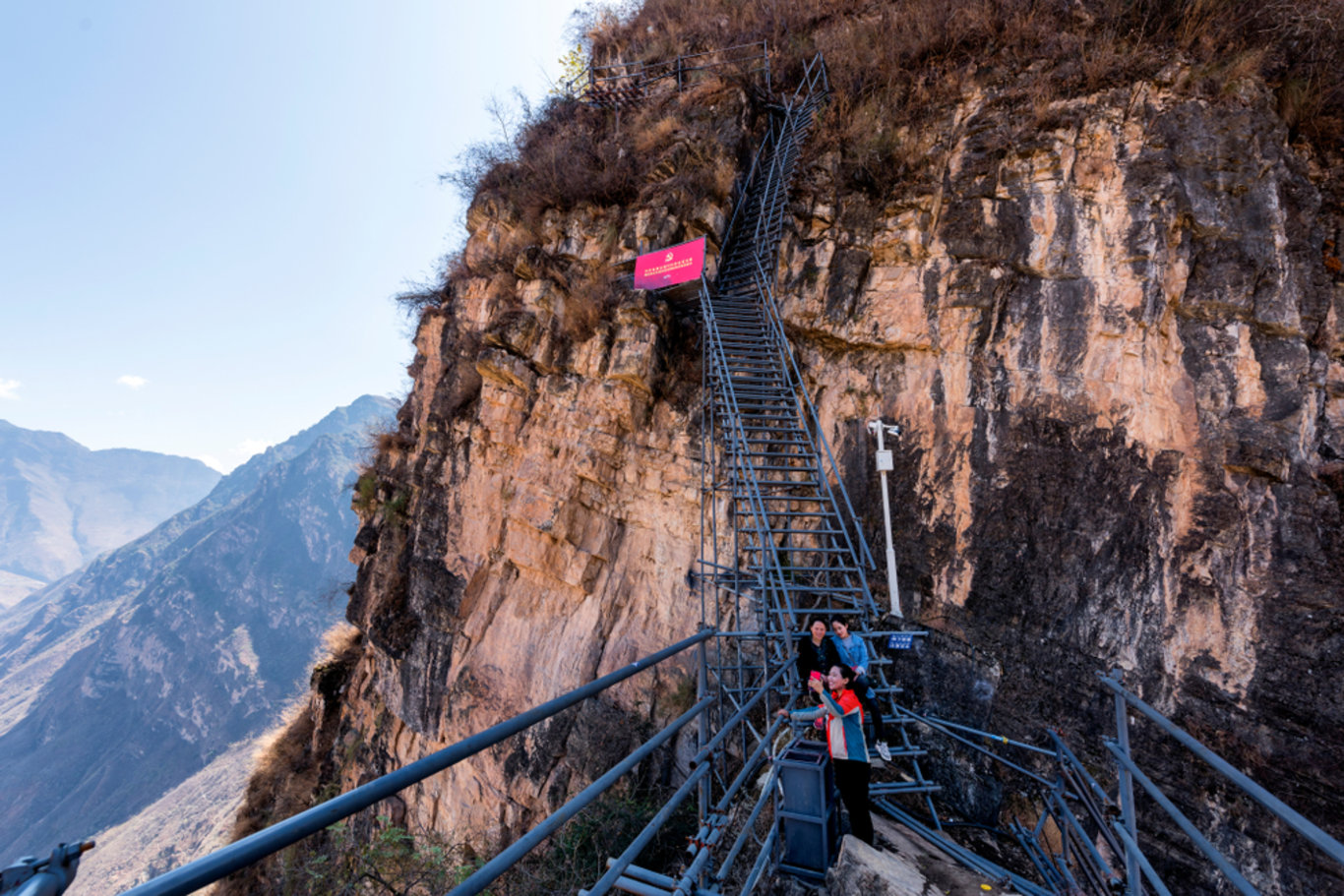 Dünyada insanların yaşadığı en garip 10 yer! İnsanların yaşadığı en tuhaf yerler