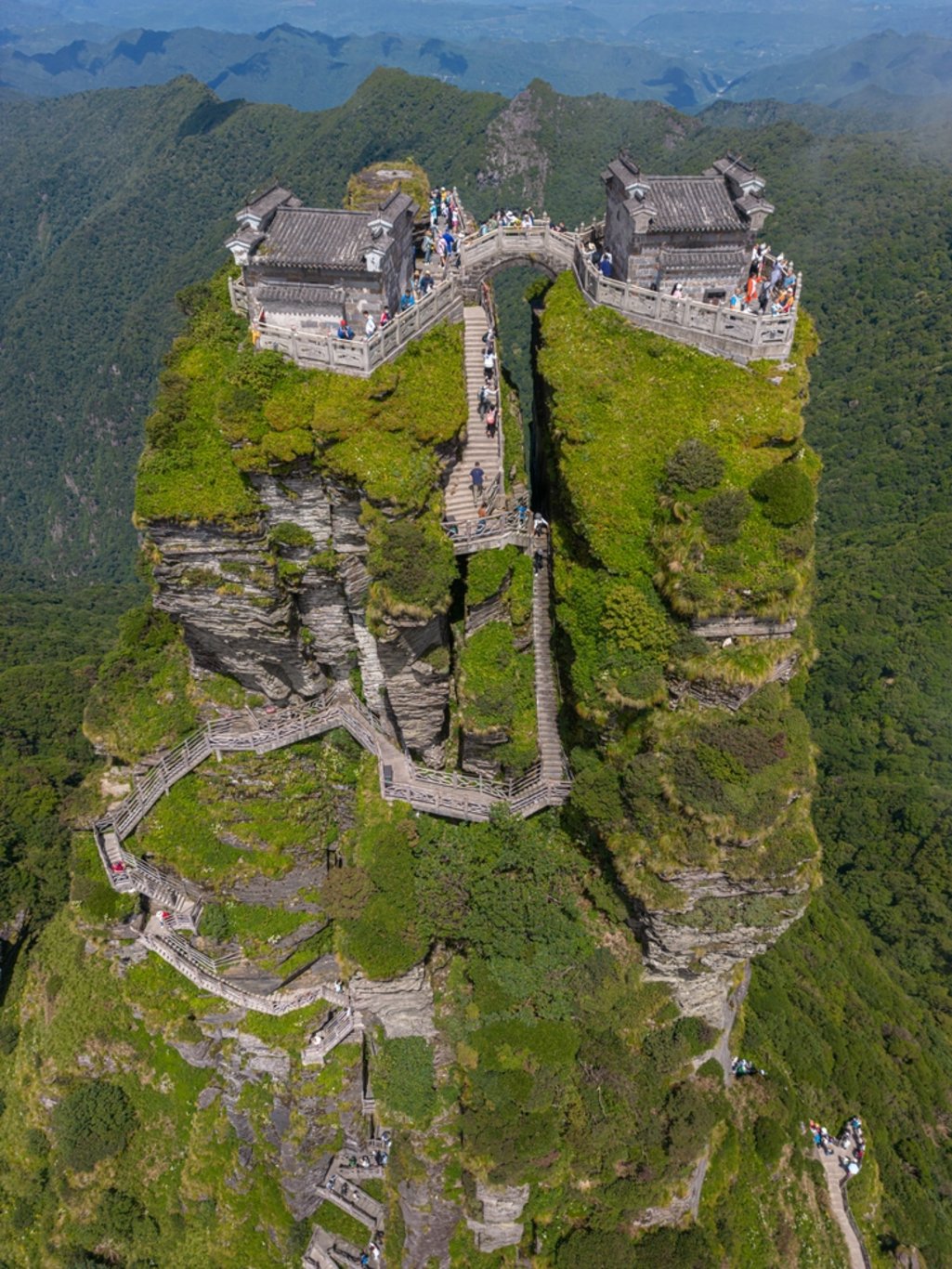 Dünyada insanların yaşadığı en garip 10 yer! İnsanların yaşadığı en tuhaf yerler