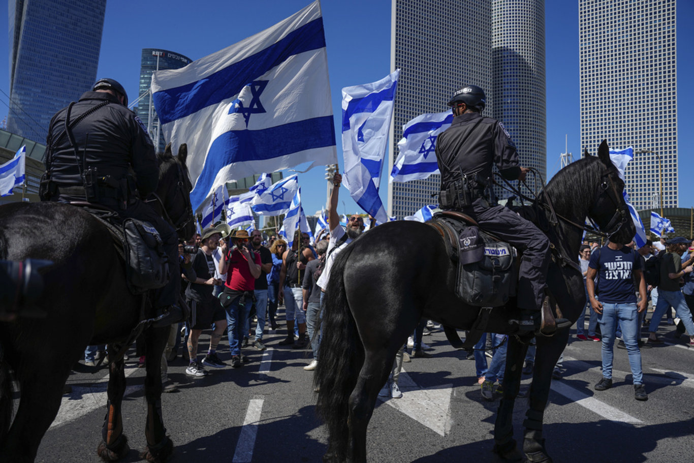 İsrail’de Netanyahu hükümetine karşı 'sivil itaatsizlik günü' gösterileri başladı