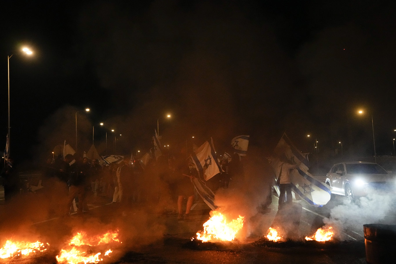 İsrail'de tansiyon düşmüyor!