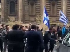 KKTC lideri Tatar’a Londra’da saldırı girişimi