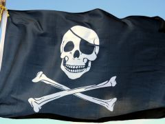 Korsan gemilerindeki bayrağın anlamı nedir?