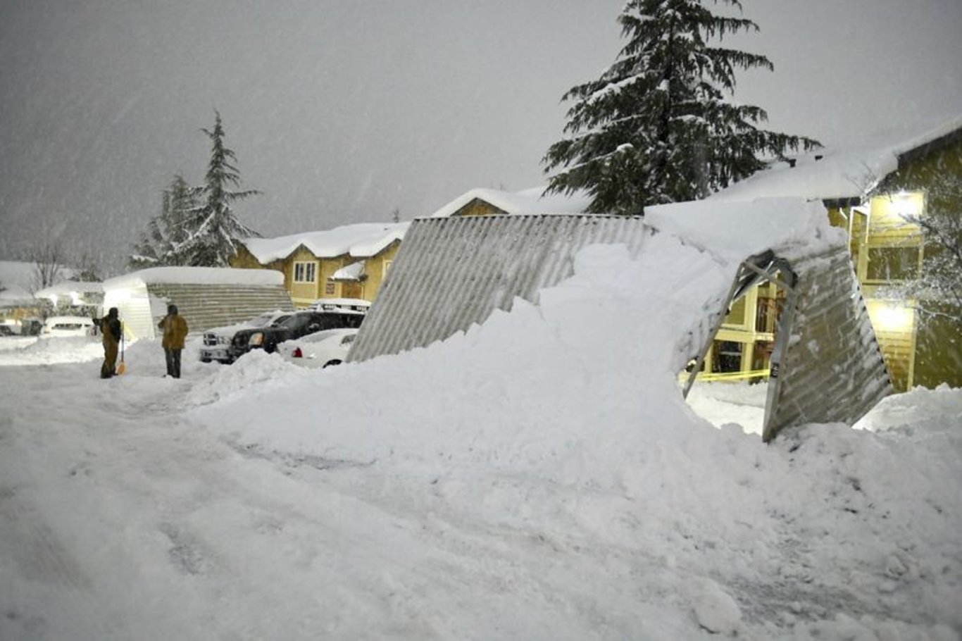 ABD'de kötü hava koşulları nedeniyle en az 10 kişi hayatını kaybetti